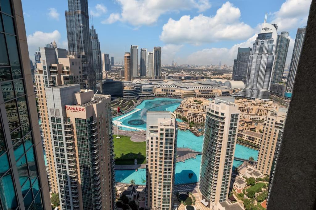 Апартаменти 29Blvd Burjview Дубай Екстер'єр фото